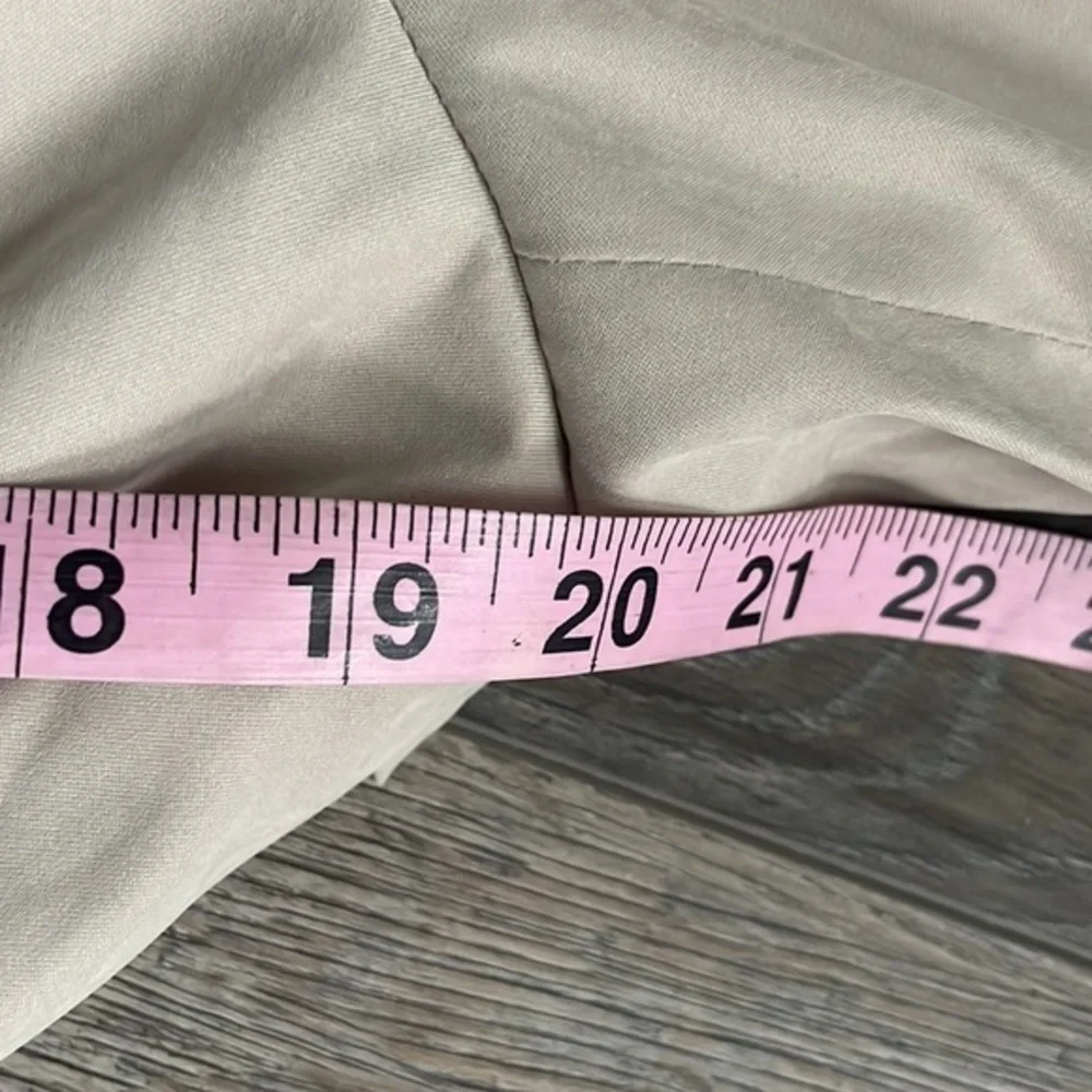 Liz Claiborne jacket like new size large cream double breasted outdoor